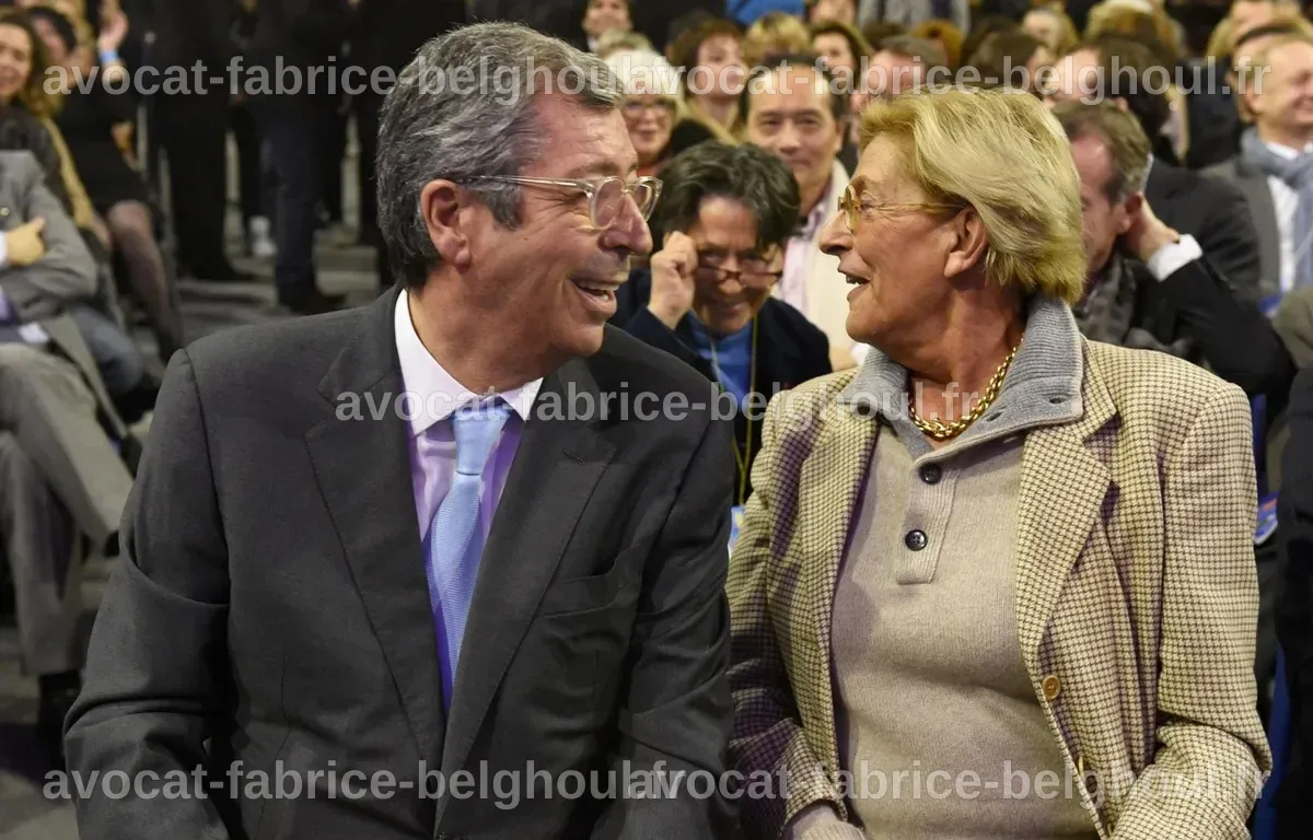 Agnès Levallois et son mari partageant un moment intime dans un parc.