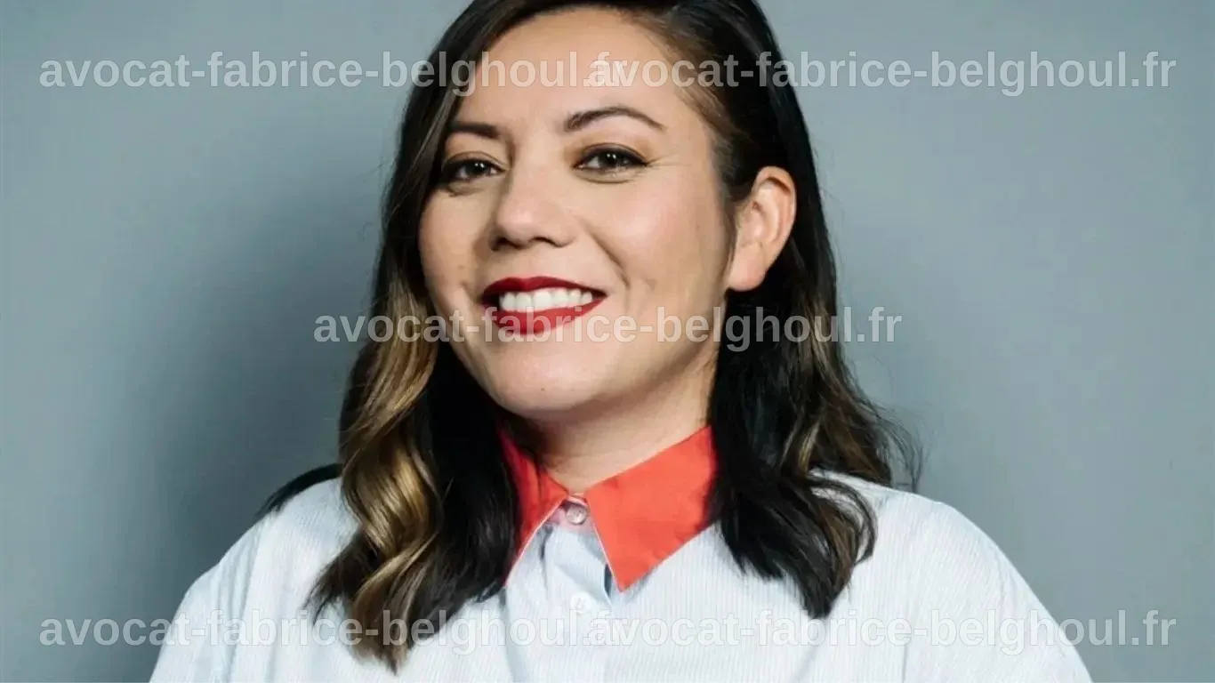 Candiie Taille en uniforme de pompier à Arzon.