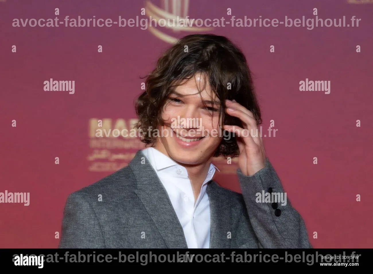 Paul Kircher sur le tapis rouge du Festival International du Film de Marrakech.